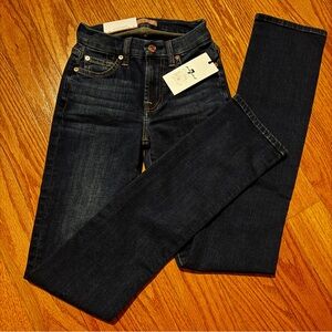 7 For All Mankind Kimmie Straight Foam Fitted Leg Jeans B(Air) 23 NWT